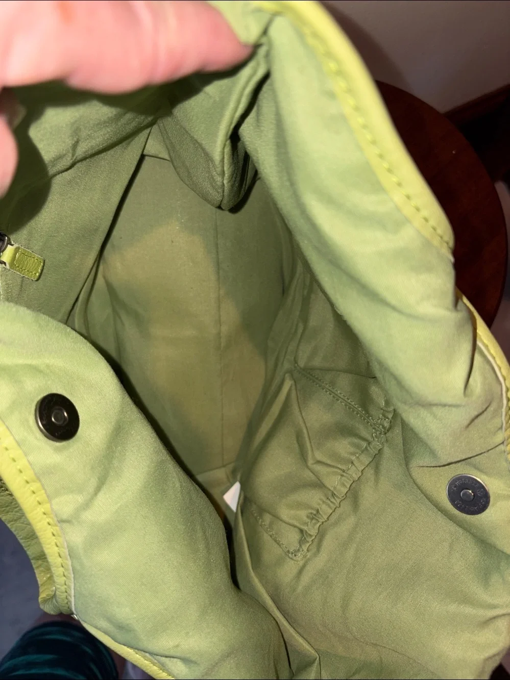 The Sak hobo bag  shoulder bag leather/top stitching lime green  lightweight NWO